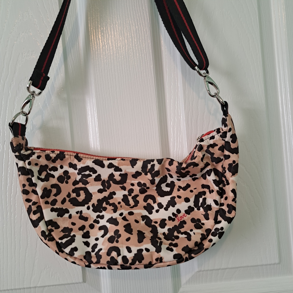 Brighton Love Leopard Print Swing Bag - Picture 4 of 8